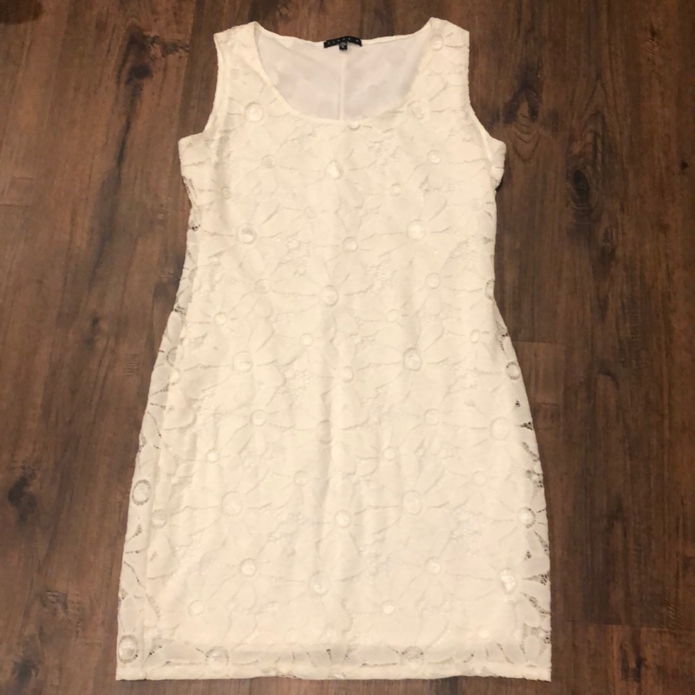White Bride Bridal Daisy Lace Dress